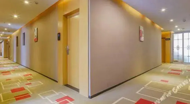 Shangkeyou Hotel (Guiyang Qingshuijiang Road Subway Station)