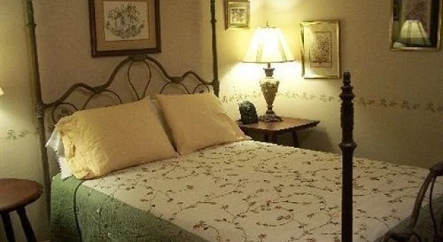 Corner Oak Manor, Забронировать Отель Ашвилл Аппалачи, рядом с Misson Occumed