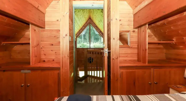Trout River Retreat, Varaa Lomakoti Mökit kohteessa Merseyside, Mökki