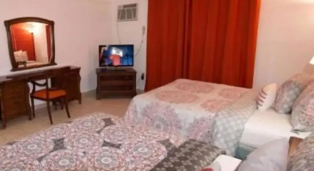 Четырёхместный номер Classic Gables Inn