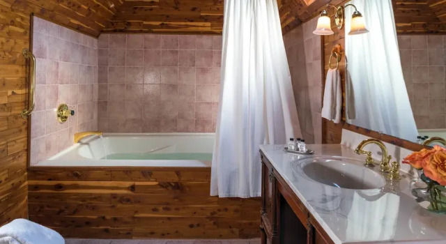 Люкс Premium Manor House Inn