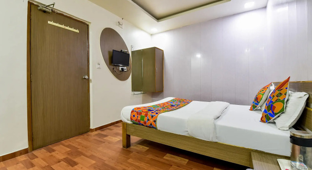Номер Deluxe Fabexpress Relax Inn