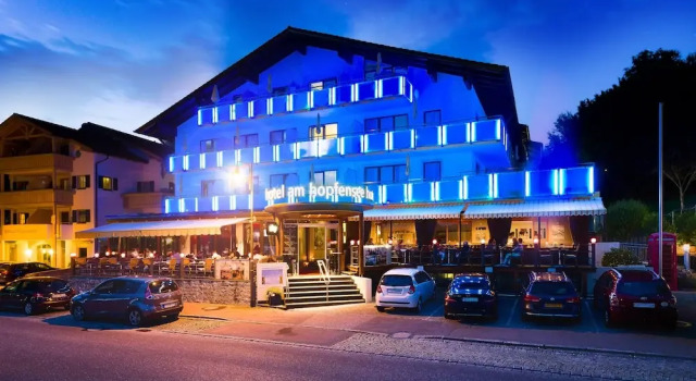 Hotel Am Hopfensee, Varaa Hotelli Hotellit Baijeri pysäköinnillä, Pysäköinti