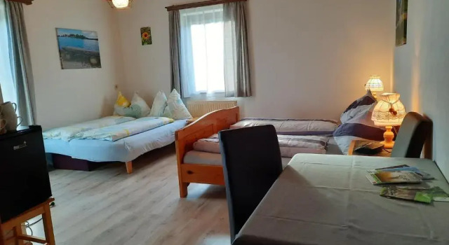 Ferienhof Unterkotgraben Familie Schmeißl, Book Hotel Spital am Pyhrn 