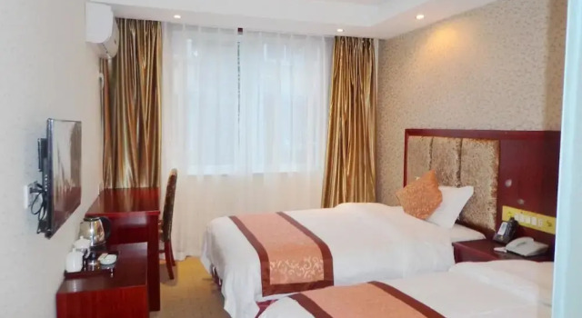 Zi Gong Hotel - Chengdu, Забронировать Отель Чэнду Сычуань, рядом с Станция метро Chengdu North Railway Station