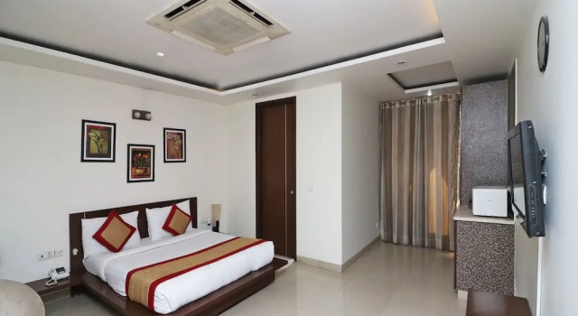 Hotel Corporate House