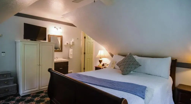 Двухместный номер Standard с видом на сад The Campbell House Inn