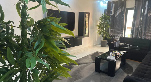Апартаменты 2-bed 1-bath - Sleeps 4 With Parking
