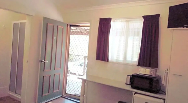 Silver Wattle Cabins