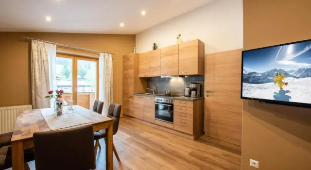 Апартаменты Apartment Zwölferblick