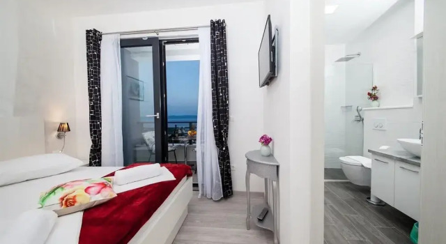 Villa Matić, Book Villa Cottages in Split-Dalmatia County, Cottage