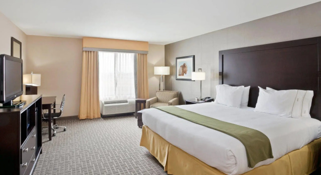 Номер Standard Holiday Inn Express Hays by IHG
