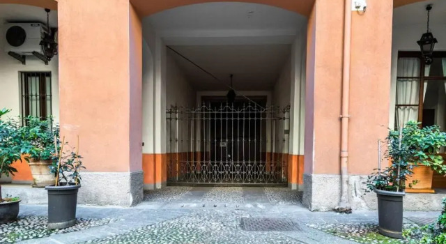 ALTIDO Colorful Studio for 2 close to Sforzesco Castle, Забронировать Отель Вокзал Порта Гарибальди Милан, рядом с Генеральное консульство ФРГ в Милане
