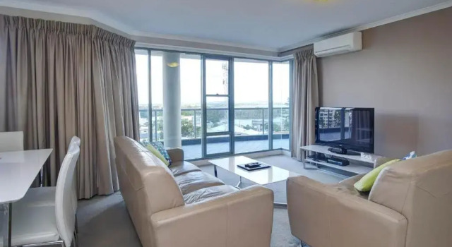 Апартаменты Sails Apartments