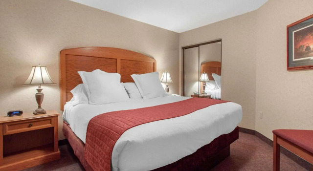 Norfolk Lodge & Suites, an Ascend Hotel Collection Member, Book Hotel Hoteller i Norfolk med parkering, Parkering