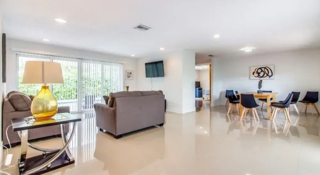 Casablanca - 5 Br Villa