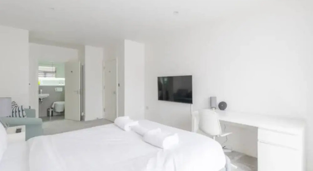 Spacious 4BD Townhouse - Near Stratford City!, Забронировать Дом для отпуска Виллы Большого Лондона, Вилла