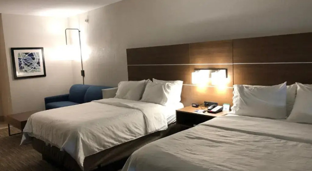 Двухместный люкс Holiday Inn Express & Suites Franklin KY by IHG