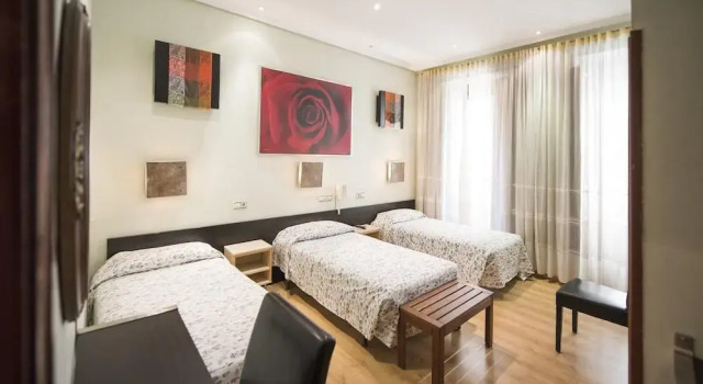 Good Rooms, Забронировать Отель Мадрид Провинция Мадрид, рядом с Дом-музей Лопе де Вега