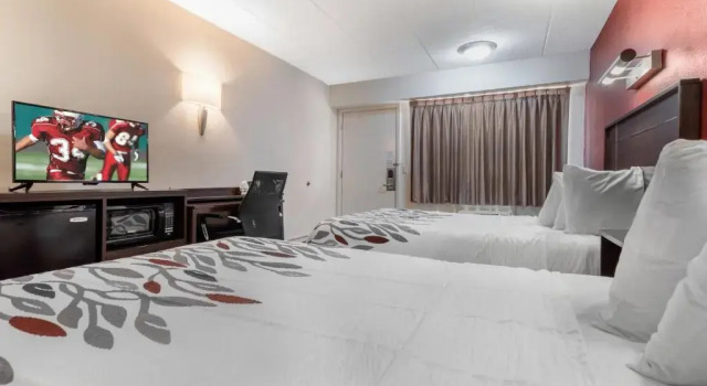 Четырёхместный номер Deluxe Red Roof Inn Lafayette - Purdue University