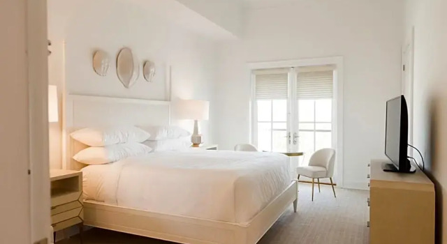 Двухместный люкс с балконом Oyster Bay Boutique Hotel
