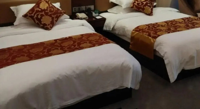 Номер Deluxe Zhongshan Zhong'ao Century Hotel