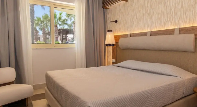 Полулюкс Achilleas Beach Hotel Adults Only