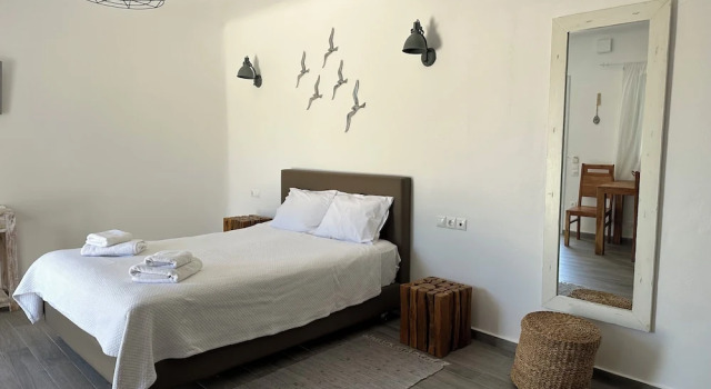 Eleni's Village Suites