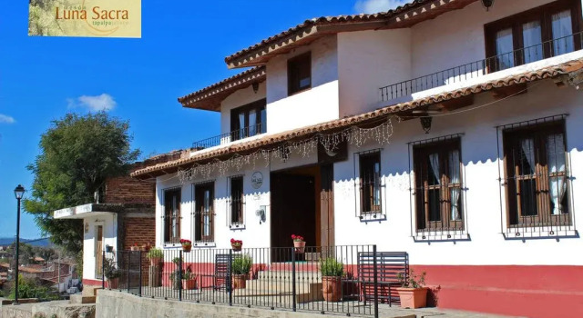 Meson Luna Sacra, Rezerwuj Hotel Tapalpa Jalisco