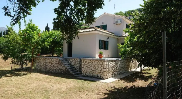 The “Quiet House”, Rezervasyon Otel Evgiros Yunanistan