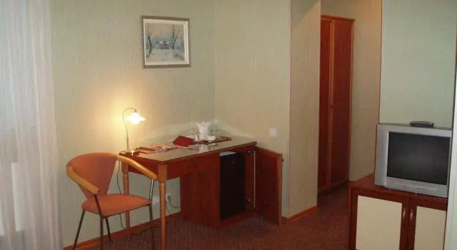 ZS Club Hotel, Rezervasyon Otel Harkov 