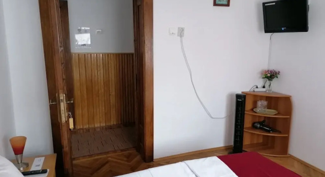 Люкс Comfort Pensiunea Ioana