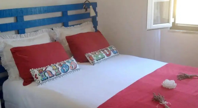 House with One Bedroom in Mafra, with Wonderful Mountain View, Pool Access, Enclosed Garden - 5 Km From the Beach, Foglalás Szálloda Mafra Centro