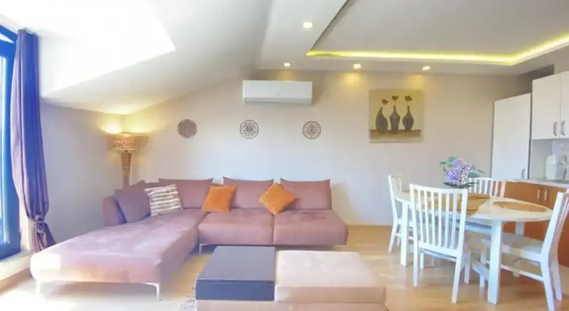 Peaceful Duplex Flat With Adalar View in Maltepe, Réserver Appartement Appartements à Prince Islands, Appartement
