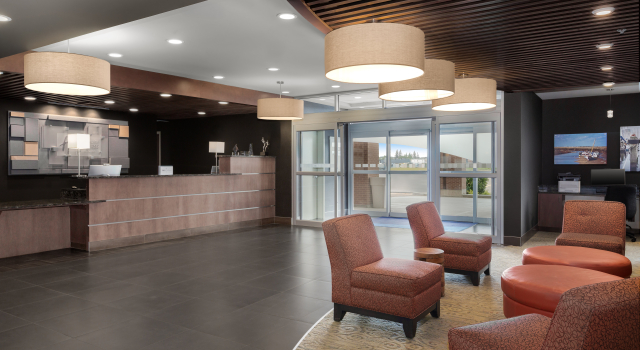 Holiday Inn Express & Suites Cold Lake by IHG, Book Hotel Hoteller i Cold Lake med pool, Swimmingpool