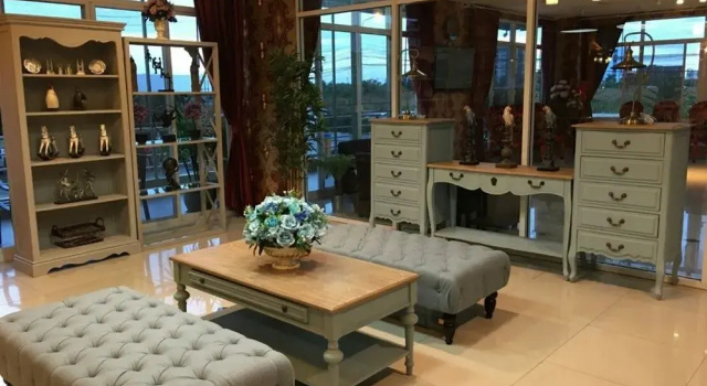 Grand Holiday Residence