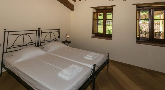 Scenic Stay in Poppi With Pool, Book Vacation Home Hotels in Poppi with a Pool, Swimming Pool