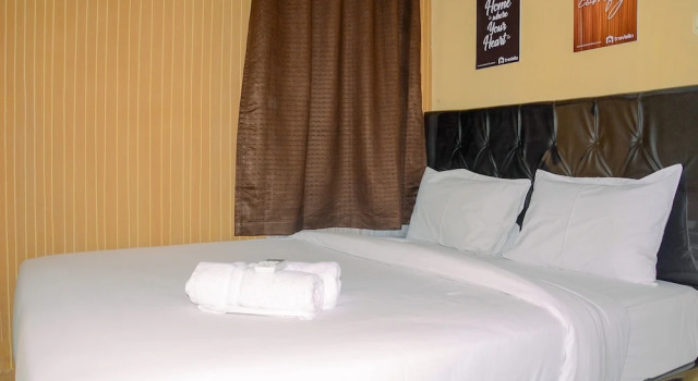 Pool View 2BR Apartment at Casablanca East Residences, Book Apartment Jakarta Jakarta Province
