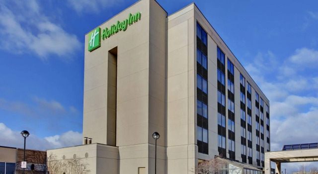 Holiday Inn Kitchener-Waterloo Conference Center, Varaa Hotelli Kitchener 