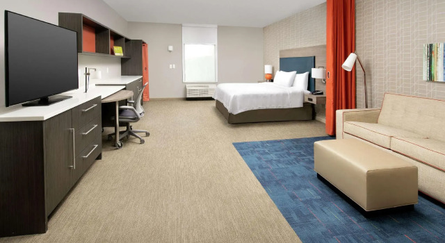 Двухместный люкс Home2 Suites By Hilton Charlottesville Downtown