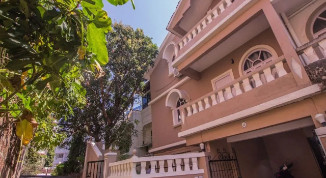 OYO 11443 Home Exotic Studio Panjim, Varaa Huoneisto Panaji Pohjois-Goa