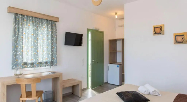 Двухместный номер Standard с видом на море Rooms & Apartments Archontou
