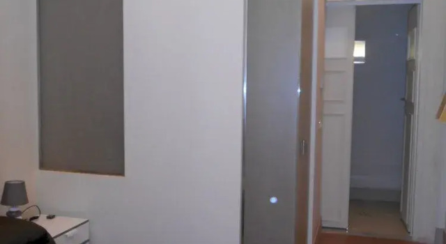 Azzurra Guest House, Забронировать Гостевой дом Рионе Монти Рим, рядом с Посольство США в Риме
