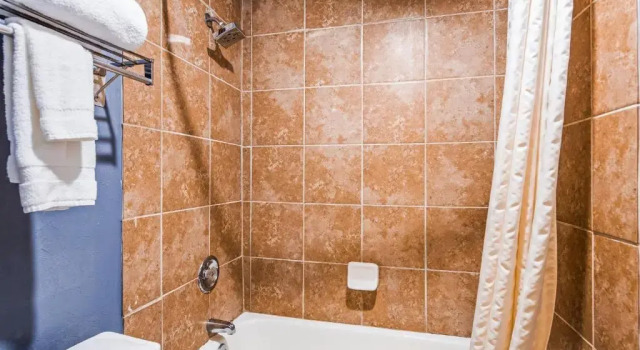 Номер Standard Цокольный этаж Quality Inn & Suites Fayetteville I-95