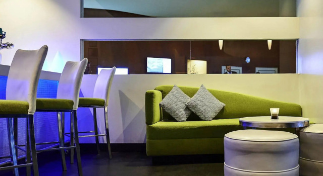 Novotel Toronto North York, Забронировать Отель Отели Торонто с бассейном, рядом с Museum of Contemporary Canadian Art, Бассейн
