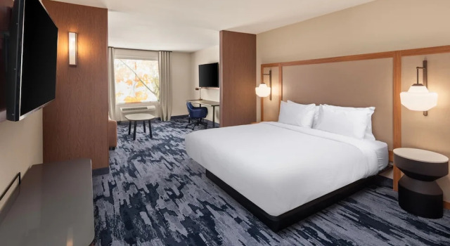 Двухместный люкс Fairfield by Marriott Inn & Suites Yankton