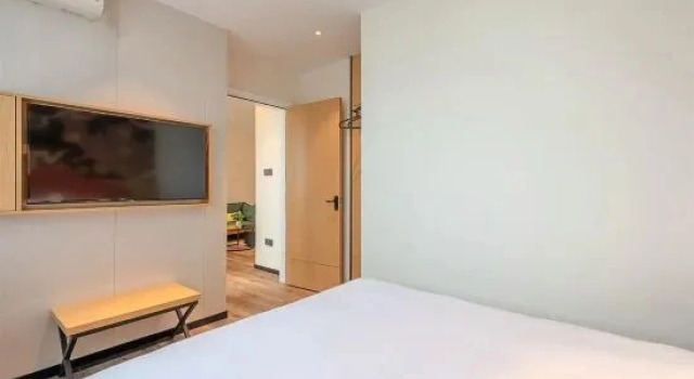 Двухместный люкс Superior c 1 комнатой iu Hotel(Shanwei City Government)