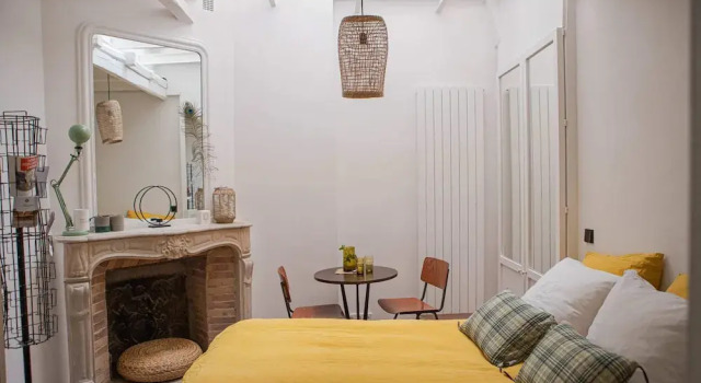 Cozy, Well-equipped Studio in Montmartre for 2!, Забронировать Отель Отели Парижа 3 звезды, 3*