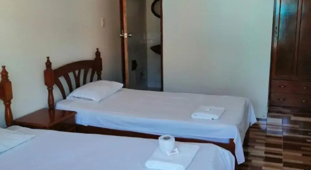 Harry II, Book Hotel Aguaytía Ucayali