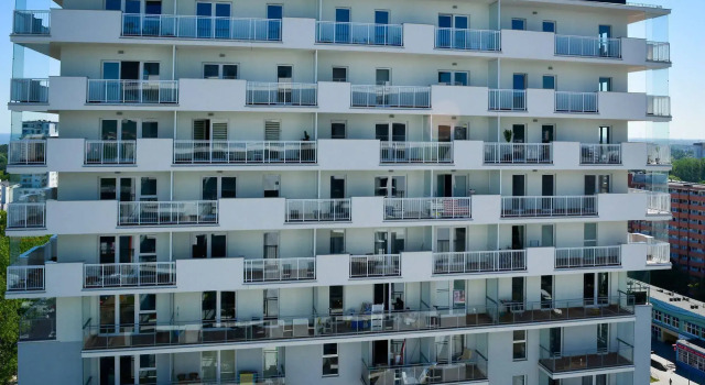 Bently Apartments - Four Oceans Seaside